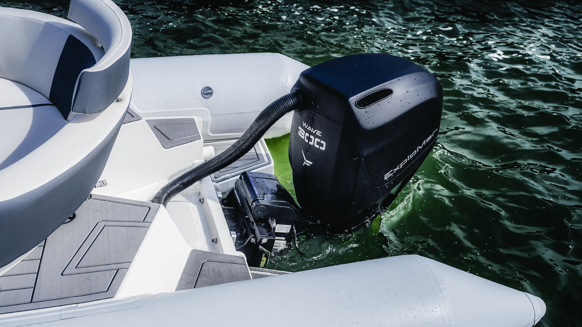 WAVE 300 Electric Outboard System